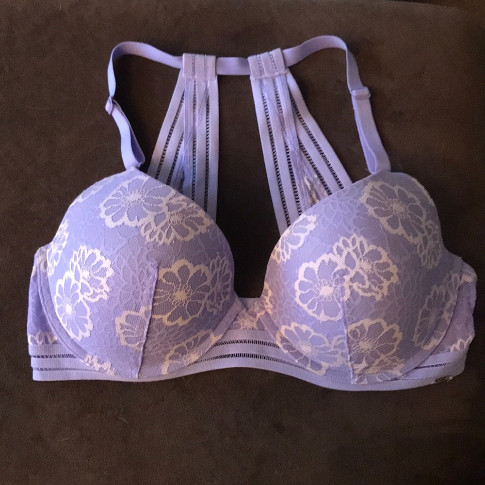 Gorgeous VS PINK bra